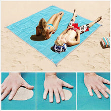 Load image into Gallery viewer, Sand Free Beach Mat.
